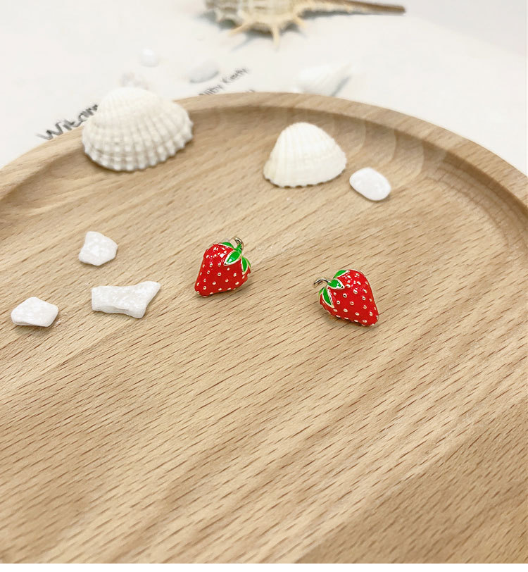 الاكريليك الفراولة أقراط موضة  - مراجعة Street Fashion Earrings وسعره