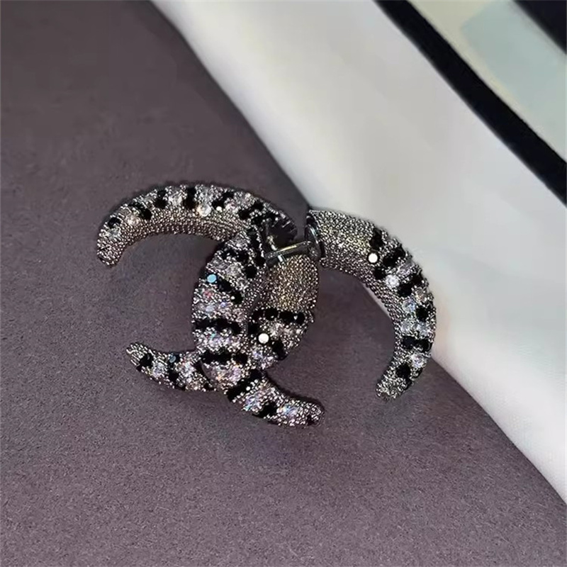 خمر الجبهة الخلفية الزركون الق - مراجعة Street Fashion Earrings وسعره