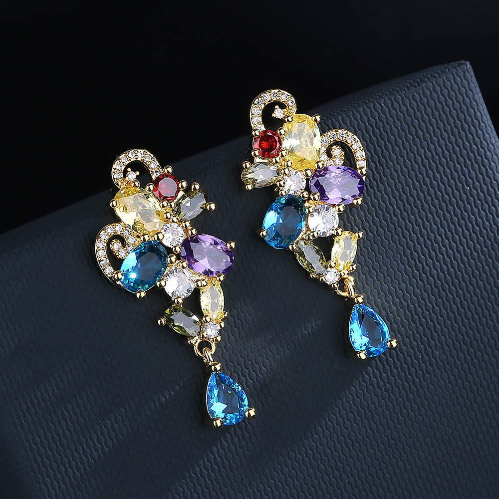 أقراط عصرية مشكال من الزركون م - مراجعة Street Fashion Earrings وسعره